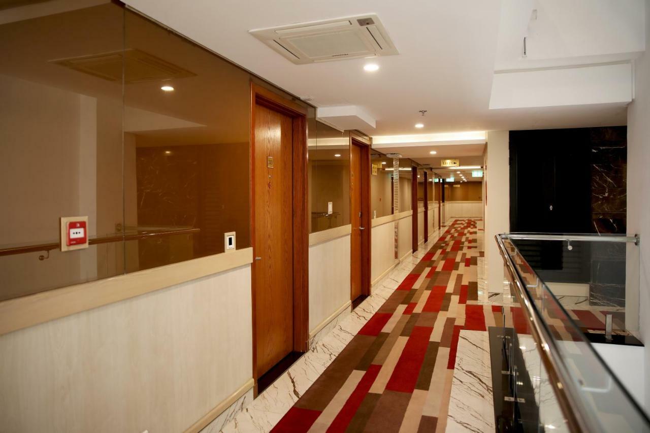Avari Xpress Multán Exterior foto